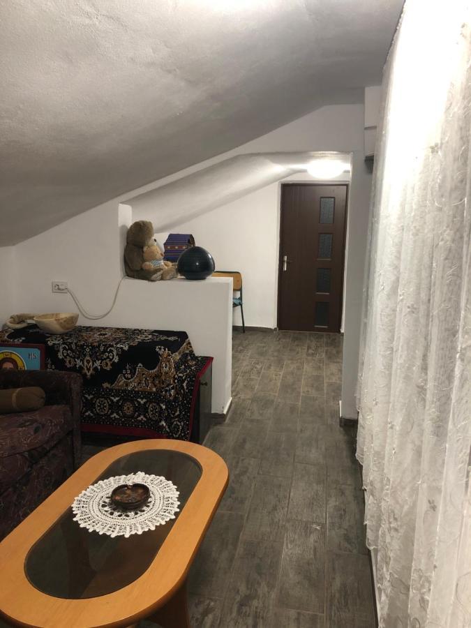 Hotel Casuta Bunicilor Isverna Esterno foto