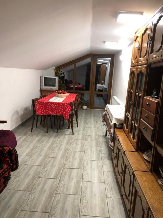 Hotel Casuta Bunicilor Isverna Esterno foto